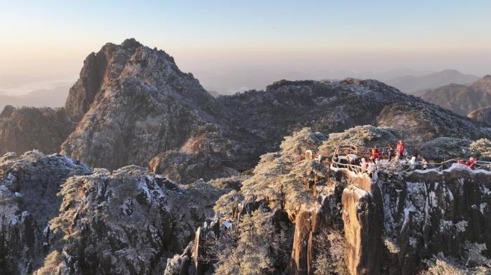 黃山，一下雪就成了現(xiàn)實版中國畫