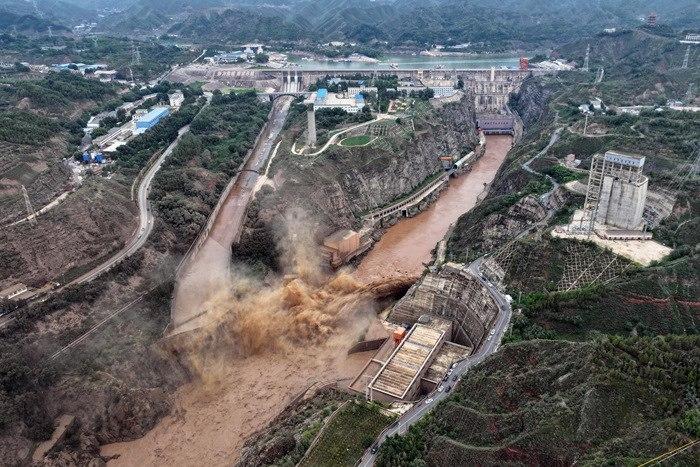 劉家峽水電廠啟動排沙作業(yè) 應(yīng)對今年最強沙峰