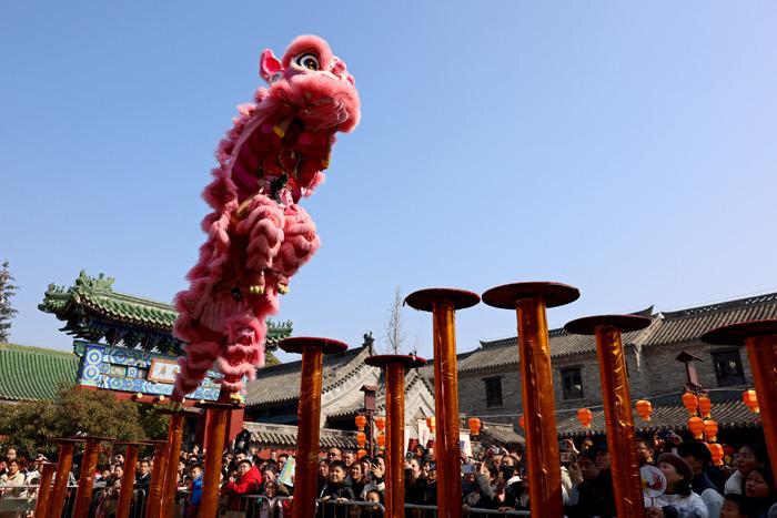 各地多彩文化活動鬧新春