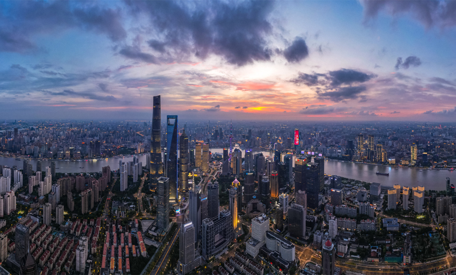 中國發(fā)展新藍圖，為何空前強調(diào)高質(zhì)量發(fā)展？