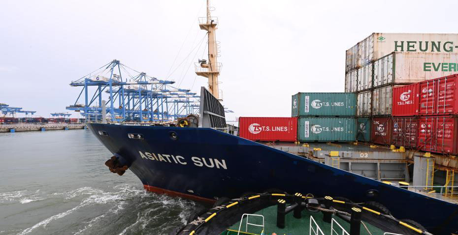 以路為軸，繪“一帶一路”工筆畫