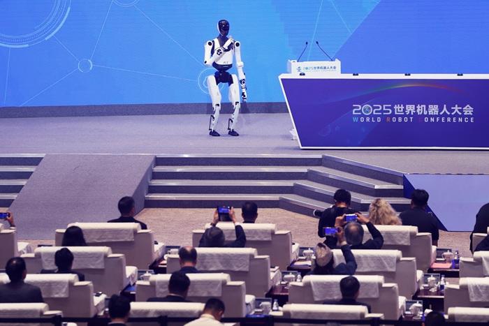 2025世界機(jī)器人大會(huì)開(kāi)幕式在北京舉行